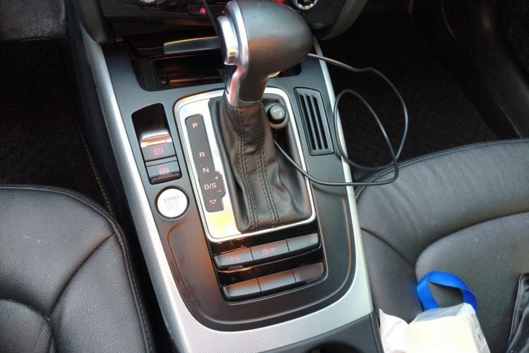 Used Audi A4L 2015 35 TFSI Automatic Standard Model Gear Lever