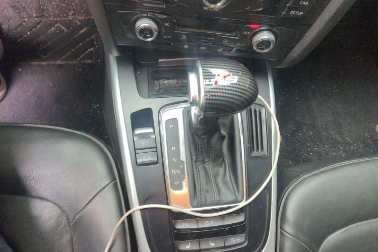 Used Audi A4L 2015 45 TFSI quattro Individual Sport Edition Gear Lever