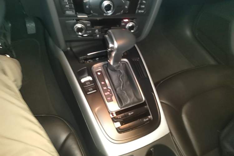 Used Audi A4L 2015 45 TFSI quattro Individual Sport Edition Gear Lever