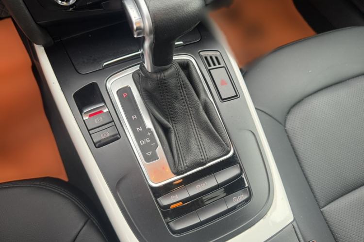 Used Audi A4L 2015 45 TFSI quattro Individual Sport Edition Gear Lever