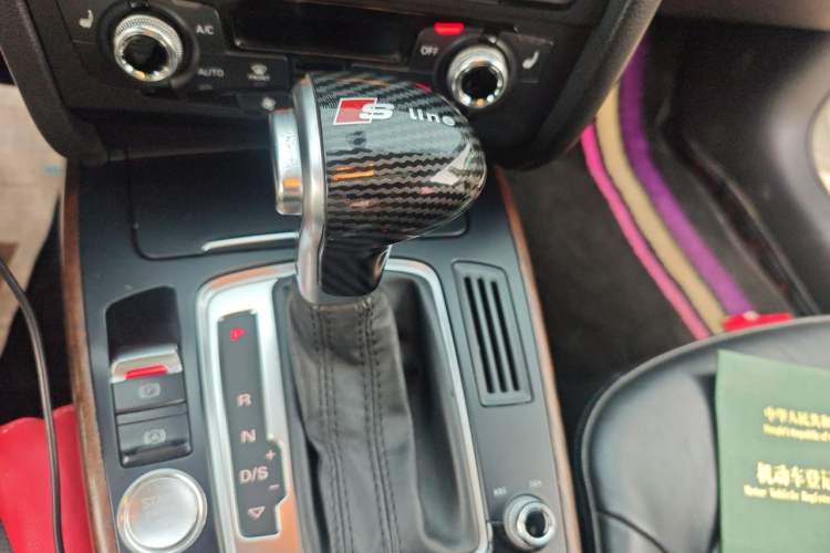 Used Audi A4L 2015 35 TFSI Automatic Technology Model Gear Lever