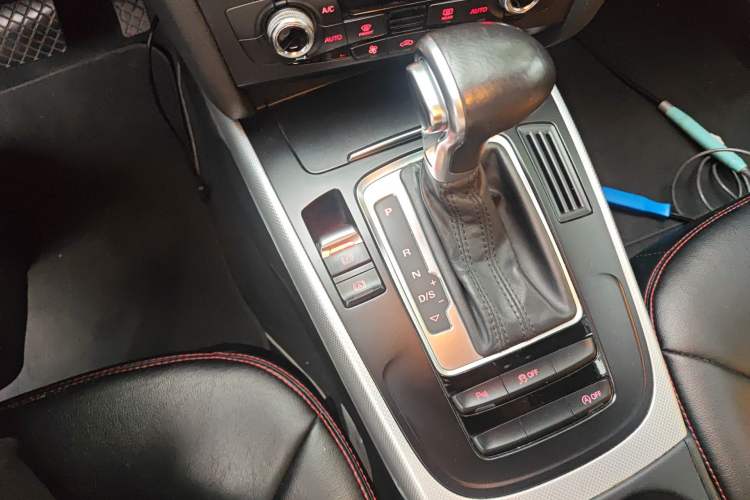 Used Audi A4L 2015 45 TFSI quattro Individual Sport Edition Gear Lever