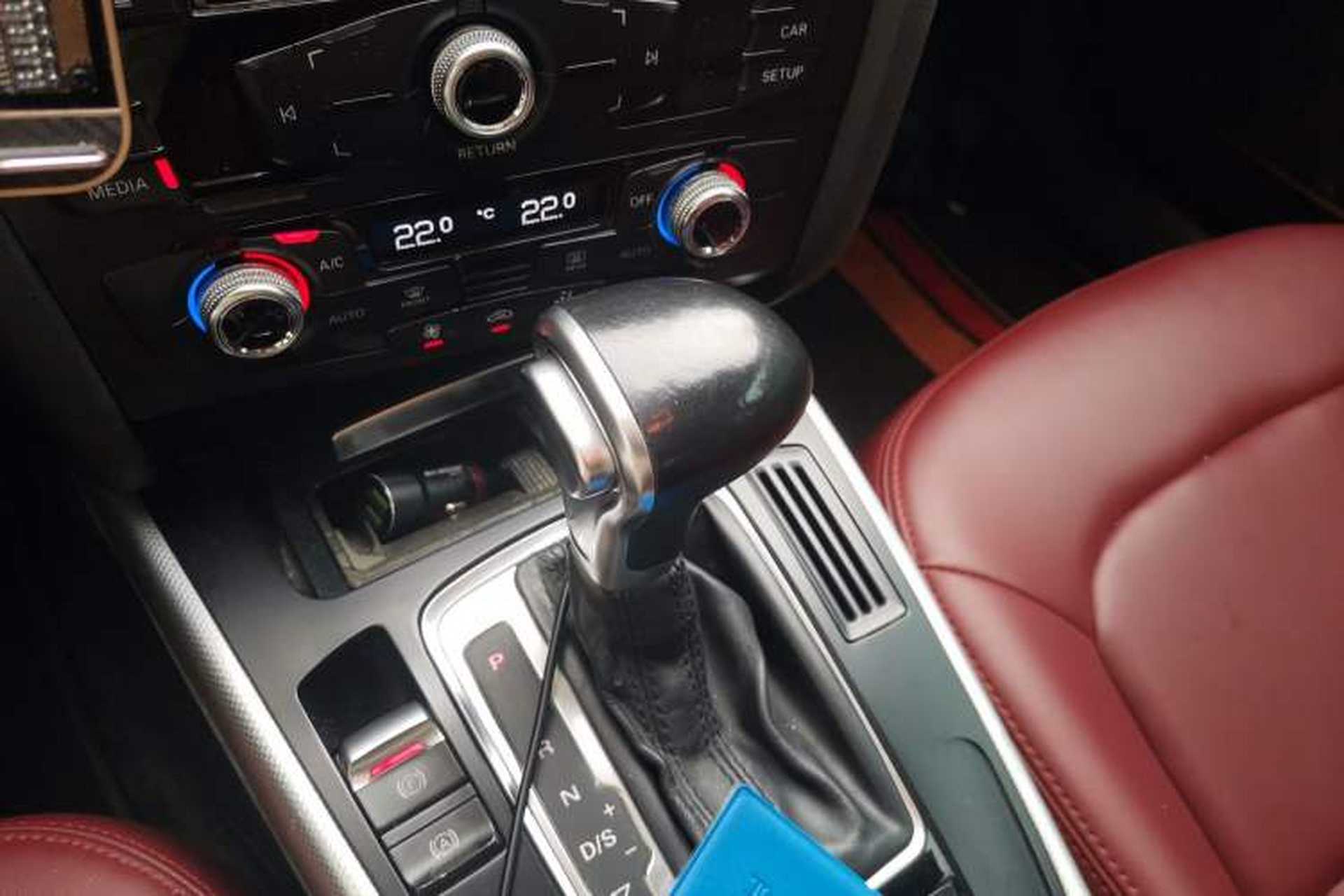 Used Audi A4L 2015 35 TFSI Automatic Standard Model Gear Lever