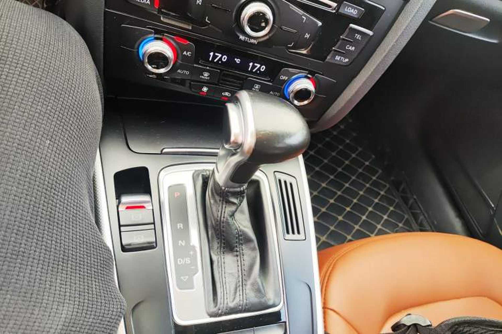 Used Audi A4L 2015 35 TFSI Automatic Standard Model Gear Lever
