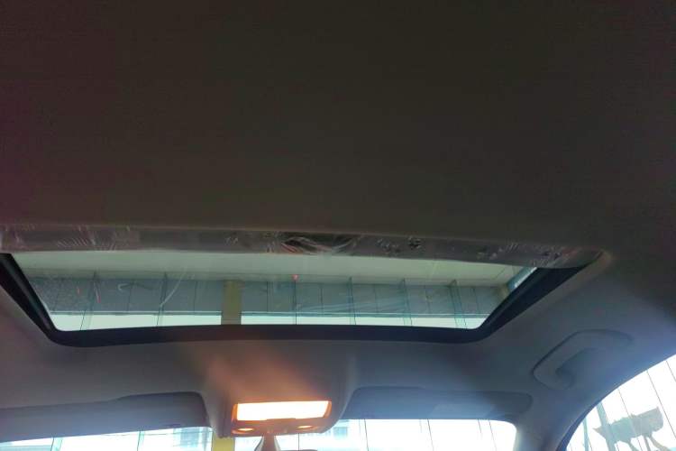 Used Audi A4L 2015 35 TFSI Automatic Comfort Model Headliner
