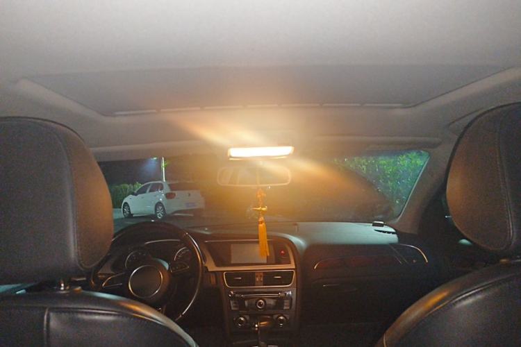 Used Audi A4L 2015 35 TFSI Automatic Comfort Model Headliner