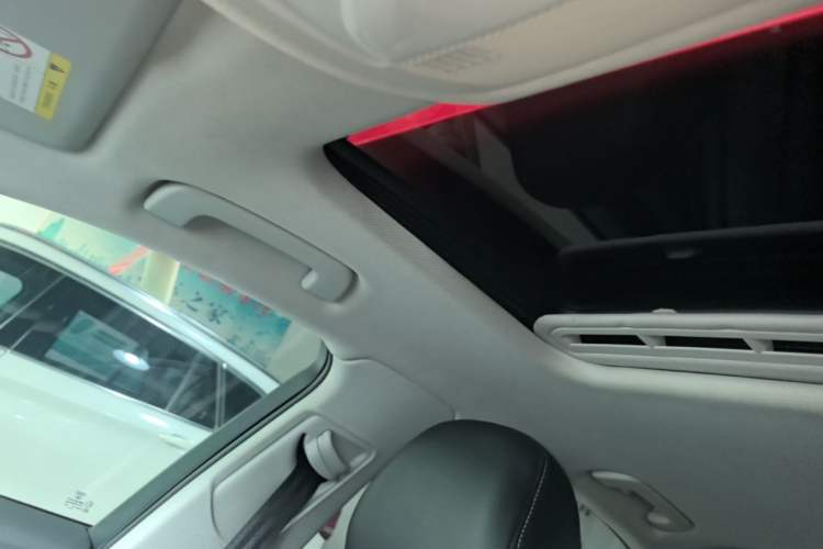 Used Audi A4L 2015 35 TFSI Automatic Standard Model Headliner