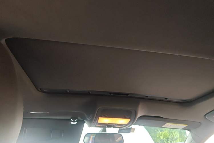 Used Audi A4L 2015 35 TFSI Automatic Comfort Model Headliner