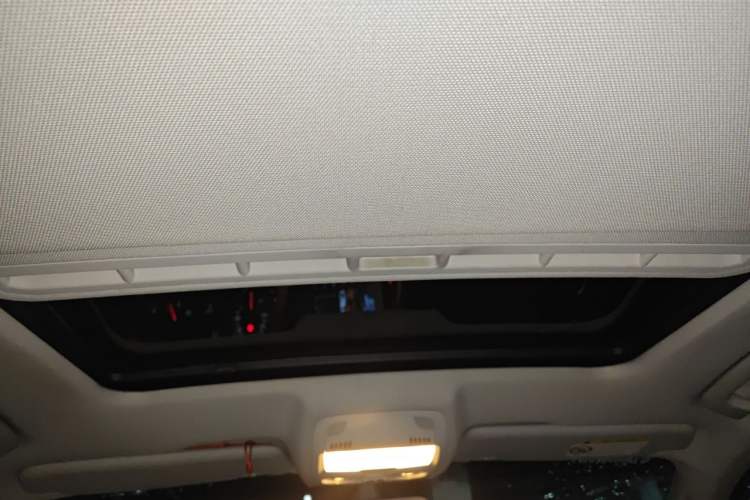 Used Audi A4L  Headliner