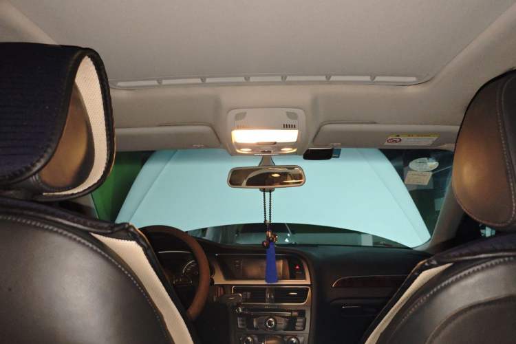 Used Audi A4L 2015 35 TFSI Automatic Comfort Model Headliner