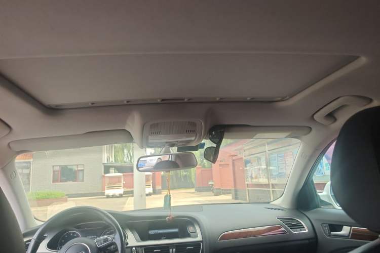 Used Audi A4L 2015 35 TFSI Automatic Comfort Model Headliner