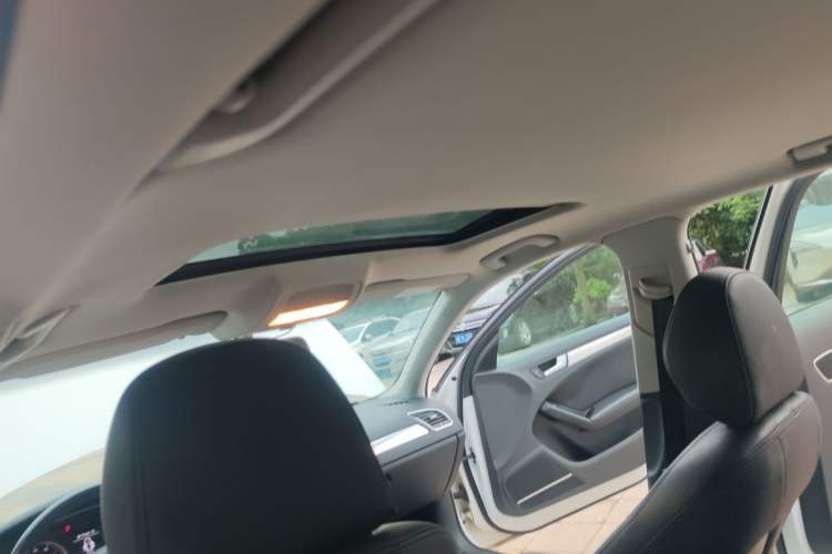 Used Audi A4L 2015 35 TFSI Automatic Standard Model Headliner