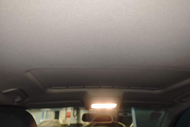 Used Audi A4L 2015 30 TFSI Automatic Comfort Model Headliner