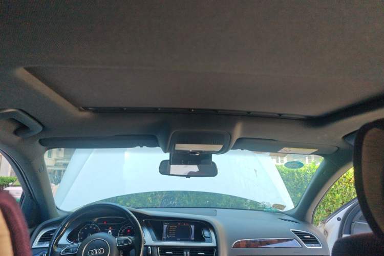 Used Audi A4L 2015 35 TFSI Automatic Comfort Model Headliner