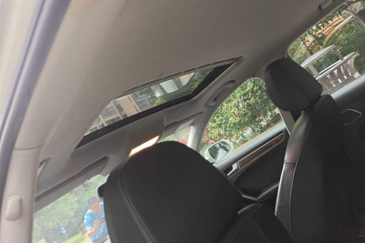 Used Audi A4L 2015 35 TFSI Automatic Technology Model Headliner
