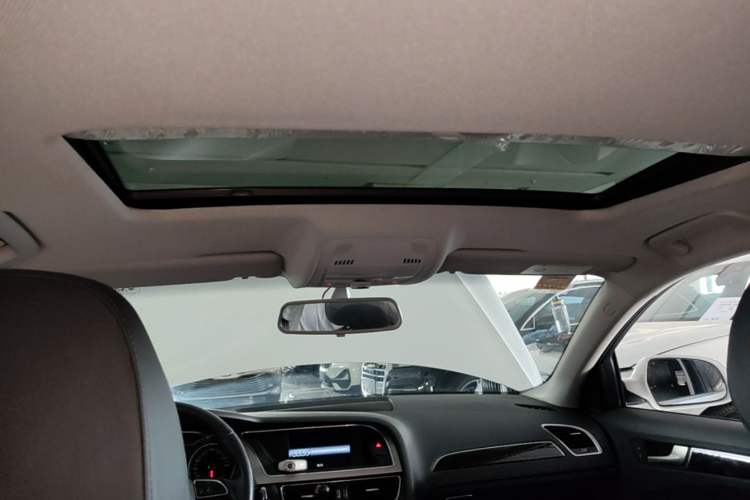 Used Audi A4L 2015 35 TFSI Automatic Comfort Model Headliner