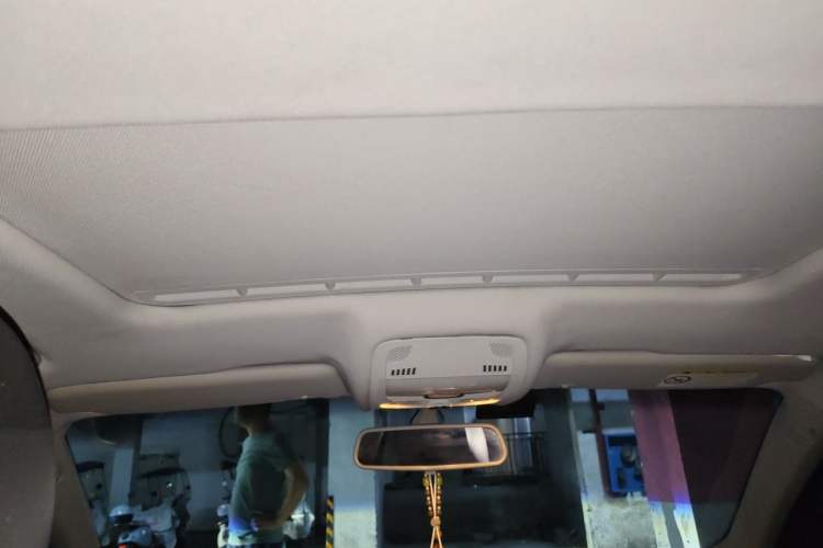 Used Audi A4L 2015 30 TFSI Automatic Comfort Model Headliner