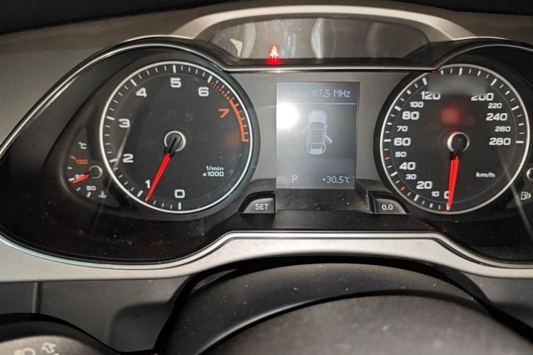 Used Audi A4L 2015 35 TFSI Automatic Standard Model Instrument Cluster