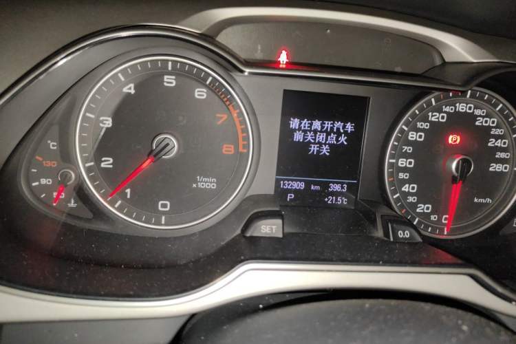 Used Audi A4L 2015 35 TFSI Automatic Technology Model Instrument Cluster