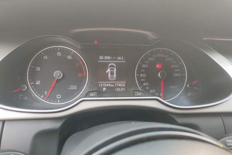 Used Audi A4L 2015 35 TFSI Automatic Standard Model Instrument Cluster