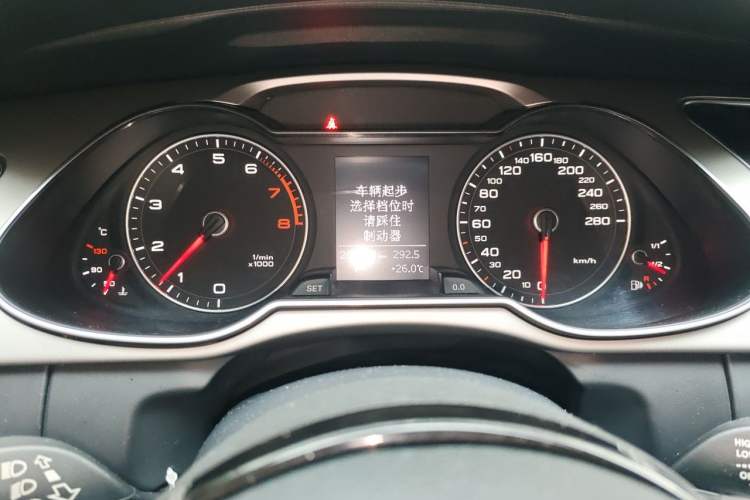 Used Audi A4L 2015 35 TFSI Automatic Comfort Model Instrument Cluster