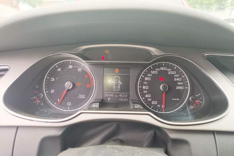 Used Audi A4L 2015 35 TFSI Automatic Standard Model Instrument Cluster