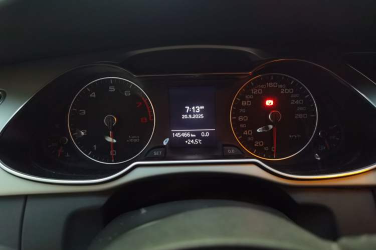 Used Audi A4L 2015 45 TFSI quattro Individual Sport Edition Instrument Cluster