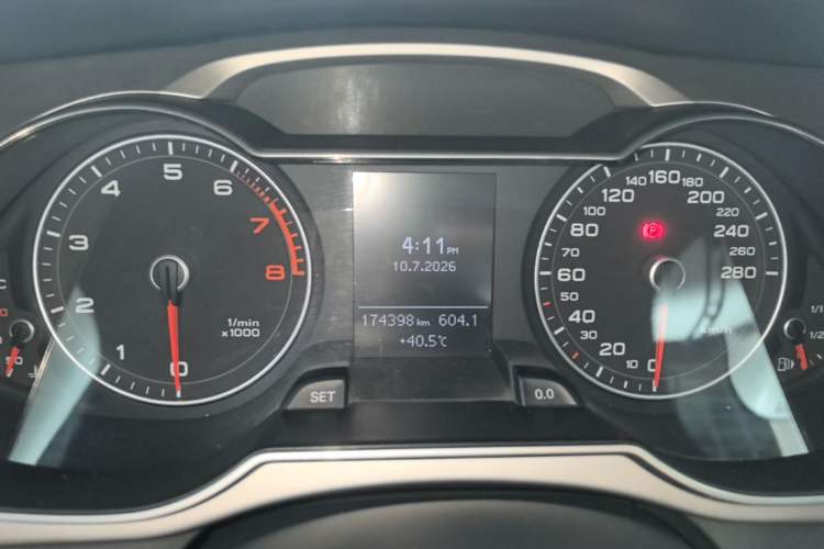 Used Audi A4L 2015 35 TFSI Automatic Standard Model Instrument Cluster