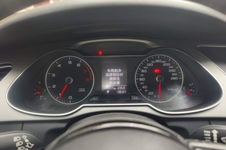 Used Audi A4L 2015 35 TFSI Automatic Standard Model Instrument Cluster