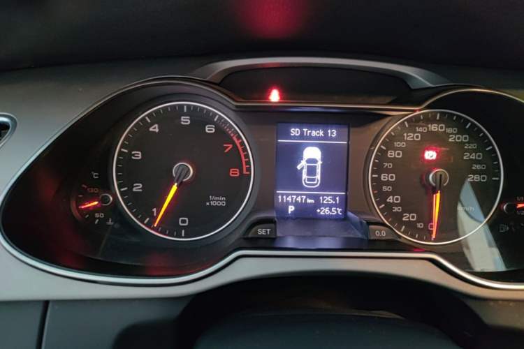 Used Audi A4L 2015 35 TFSI Automatic Standard Model Instrument Cluster
