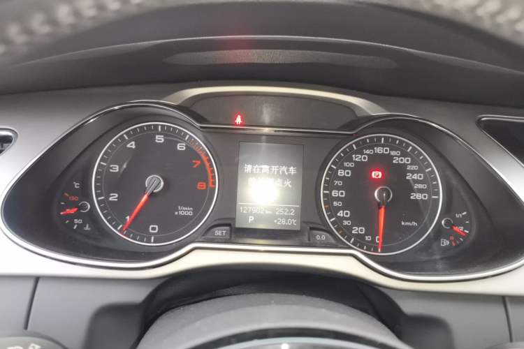 Used Audi A4L 2015 35 TFSI Automatic Standard Model Instrument Cluster
