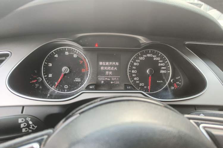 Used Audi A4L 2015 35 TFSI Automatic Comfort Model Instrument Cluster