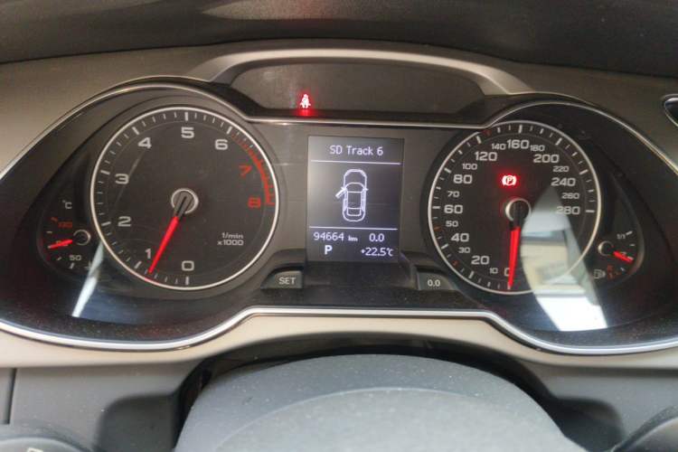 Used Audi A4L 2015 45 TFSI quattro Individual Sport Edition Instrument Cluster