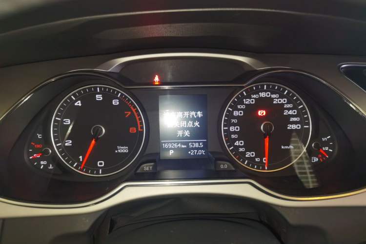 Used Audi A4L 2015 35 TFSI Automatic Comfort Model Instrument Cluster