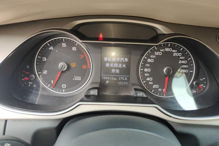Used Audi A4L 2015 35 TFSI Automatic Standard Model Instrument Cluster