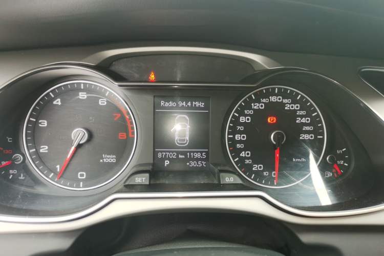 Used Audi A4L 2015 45 TFSI quattro Individual Sport Edition Instrument Cluster