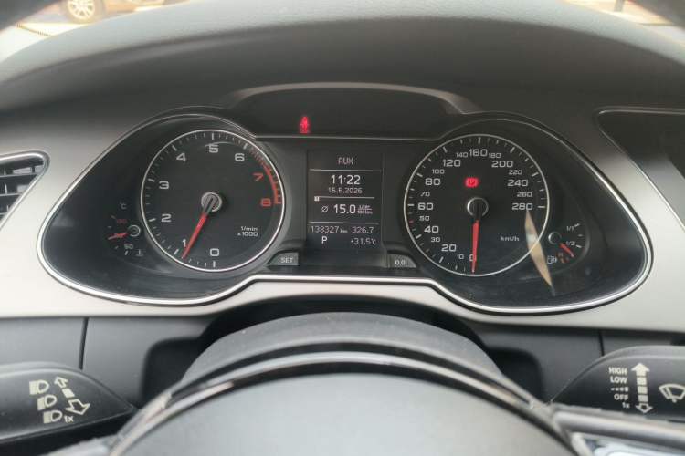 Used Audi A4L 2015 35 TFSI Automatic Comfort Model Instrument Cluster