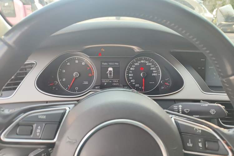 Used Audi A4L 2015 35 TFSI Automatic Standard Model Instrument Cluster