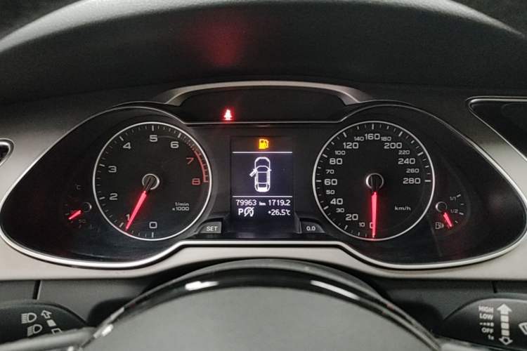 Used Audi A4L 2015 35 TFSI Automatic Standard Model Instrument Cluster