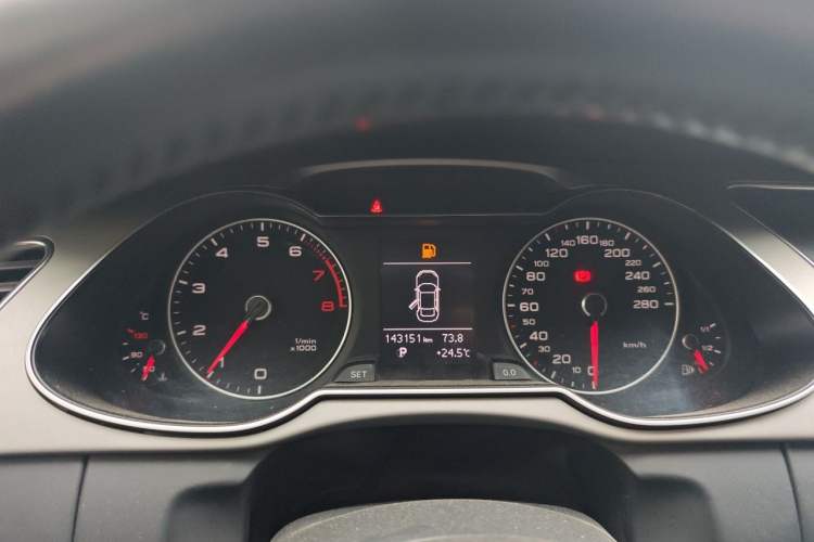 Used Audi A4L 2015 45 TFSI quattro Individual Sport Edition Instrument Cluster