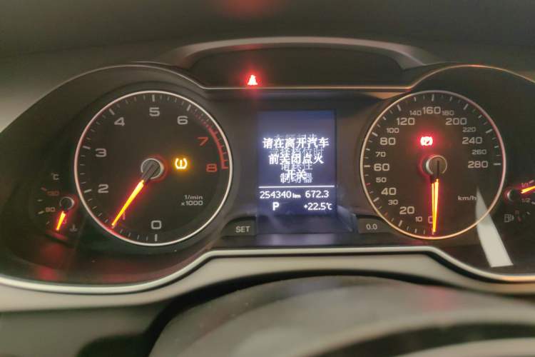 Used Audi A4L 2015 35 TFSI Automatic Standard Model Instrument Cluster