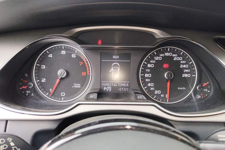 Used Audi A4L 2015 35 TFSI Automatic Comfort Model Instrument Cluster