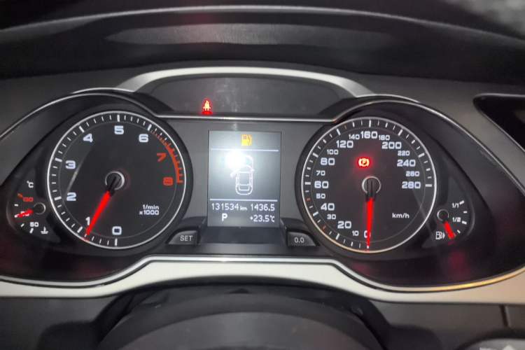 Used Audi A4L 2015 45 TFSI quattro Individual Sport Edition Instrument Cluster