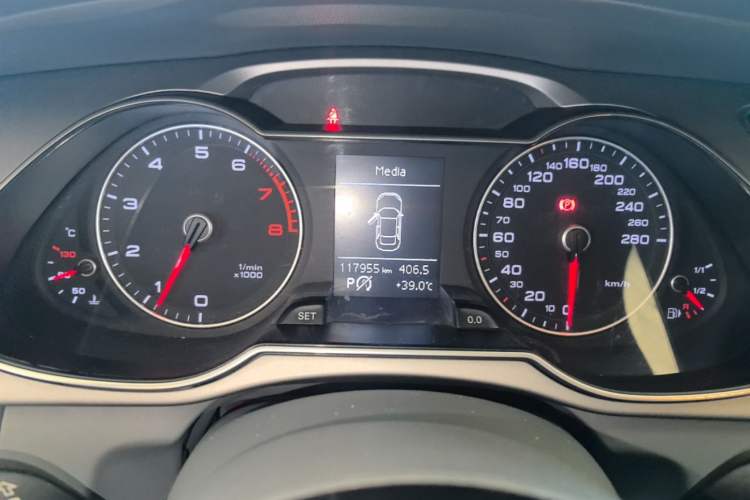 Used Audi A4L 2015 35 TFSI Automatic Standard Model Instrument Cluster