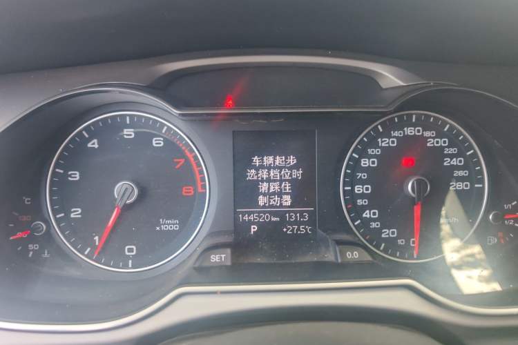 Used Audi A4L 2015 35 TFSI Automatic Comfort Model Instrument Cluster