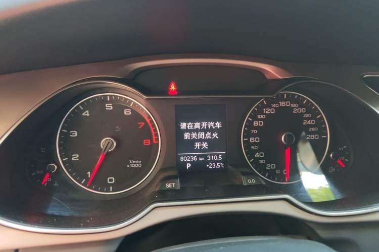 Used Audi A4L 2015 35 TFSI Automatic Comfort Model Instrument Cluster