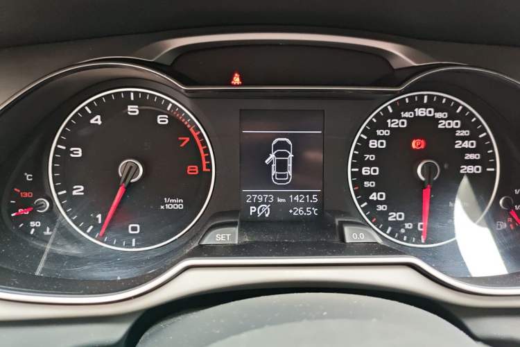 Used Audi A4L 2015 35 TFSI Automatic Standard Model Instrument Cluster
