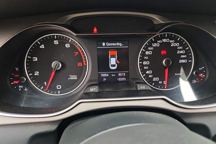 Used Audi A4L 2015 35 TFSI Automatic Technology Model Instrument Cluster