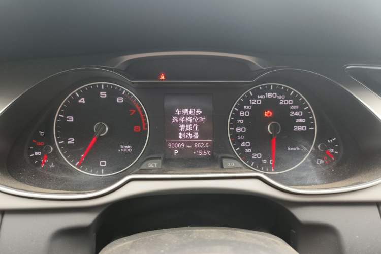 Used Audi A4L 2015 35 TFSI Automatic Standard Model Instrument Cluster