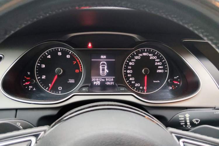 Used Audi A4L 2015 35 TFSI Automatic Standard Model Instrument Cluster